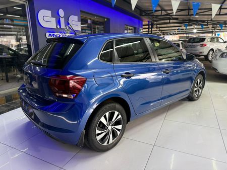 2021-Volkswagen-Polo-10-TSI-Trendline_6