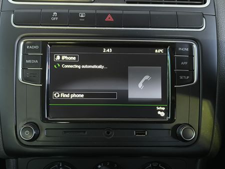 2019-Volkswagen-Polo-Vivo-16-Highline-5-dr_11