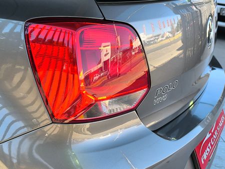 2019-Volkswagen-Polo-Vivo-16-Highline-5-dr_20