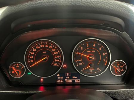 2016-BMW-3-Series-320i-M-Sport-Auto_10
