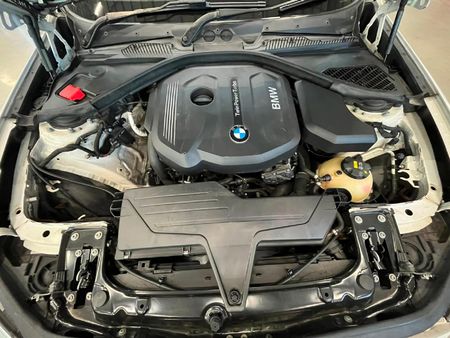 2016-BMW-1-Series-118i-5-dr-Auto_12