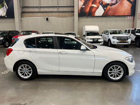 2016-BMW-1-Series-118i-5-dr-Auto_1