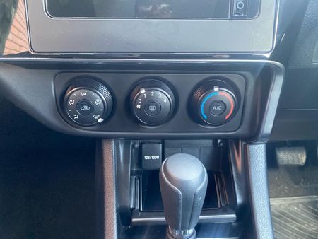 2024-Toyota-Corolla-Quest-18-Auto_12