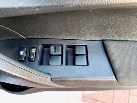 2024-Toyota-Corolla-Quest-18-Auto_18