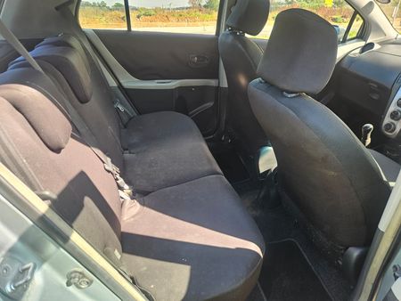 2006-Toyota-Yaris-T1-5-dr_15
