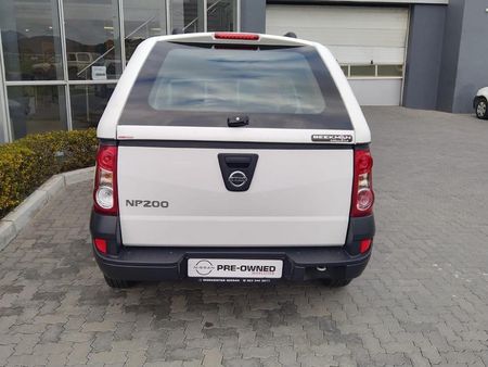 2023-Nissan-NP200-16-AC-Safety-Pack_2