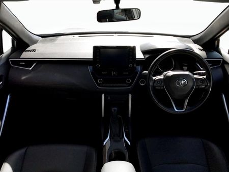 2023-Toyota-Corolla-Cross-18-XS_5