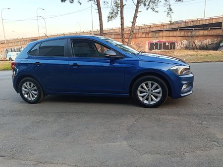 2020-Volkswagen-Polo-10-TSI-Trendline_11