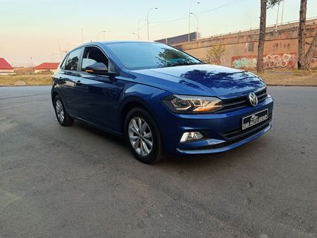 2020-Volkswagen-Polo-10-TSI-Trendline_1