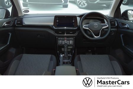 2024-Volkswagen-T-Cross-10-TSI-Life-Auto_9