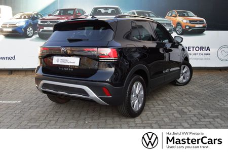 2024-Volkswagen-T-Cross-10-TSI-Life-Auto_3