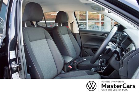 2024-Volkswagen-T-Cross-10-TSI-Life-Auto_7