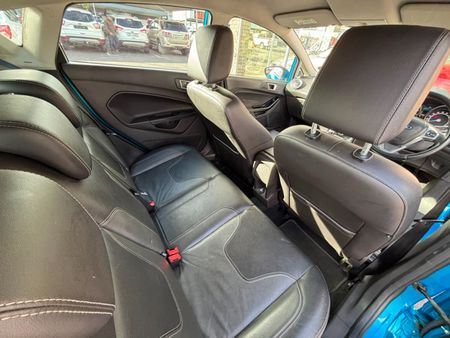 2015-Ford-Fiesta-10-EcoBoost-Titanium-5-dr_12
