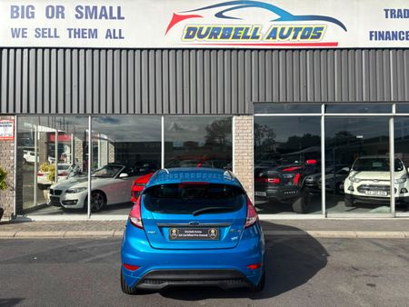 2015-Ford-Fiesta-10-EcoBoost-Titanium-5-dr_5
