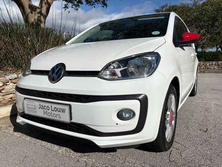 2018-Volkswagen-Up-Beats-10-5-dr_21