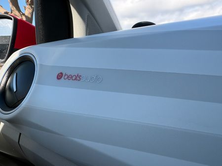 2018-Volkswagen-Up-Beats-10-5-dr_30