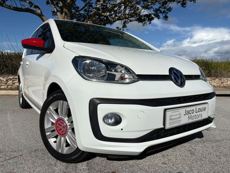 2018-Volkswagen-Up-Beats-10-5-dr_5