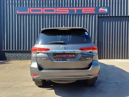 2019-Toyota-Fortuner-24-GD-6-4x4-Auto_5