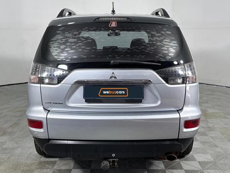 2013-Mitsubishi-Outlander-24-GLX-Auto_15