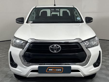 2021-Toyota-Hilux-24-GD-6-Raider-4x4-Double-Cab_15