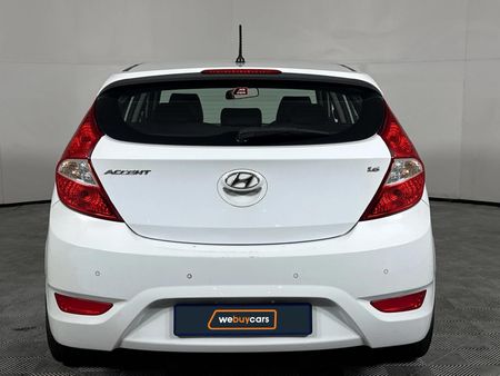 2017-Hyundai-Accent-16-Fluid-5-dr_11