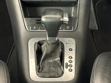 2008-Volkswagen-Tiguan-20-TDI-Track-Field-4Motion-Auto_7