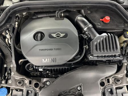 2015-MINI-Hatch-Cooper-Auto_14