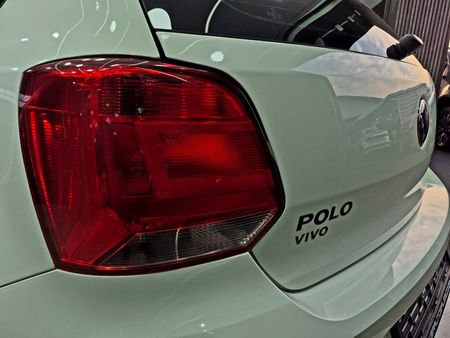 2024-Volkswagen-Polo-Vivo-14-Trendline-5-dr_24