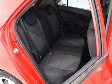 2015-Kia-Picanto-10-LX_18