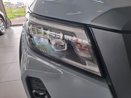 2026-Nissan-Navara-25-DDTi-PRO-2X-Auto-Double-Cab_17