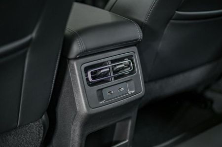 2026-GWM-P-Series-P300-24TD-LS-Auto-Double-Cab_9