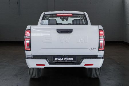 2026-GWM-P-Series-P300-24TD-LS-Auto-Double-Cab_4
