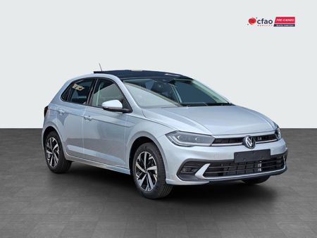 2022-Volkswagen-Polo-10-TSI-Life-Auto-DSG_0