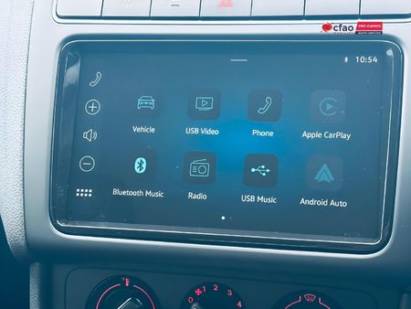 2026-Volkswagen-Polo-Vivo-16-Life_8