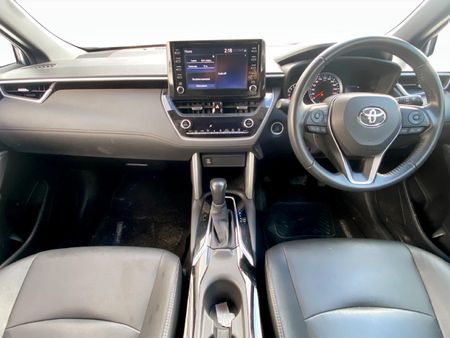 2025-Toyota-Corolla-Cross-18-XS_5