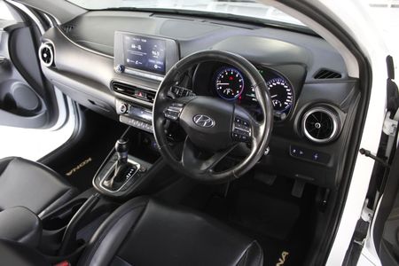 2022-Hyundai-Kona-EXECUTIVE_14