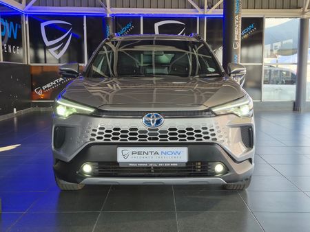 2025-Toyota-Corolla-Cross-18-XS-Hybrid_2