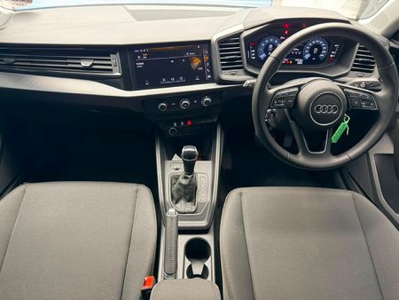 2026-Audi-A1-Sportback-30-TFSI-Advanced-S-Tronic_14