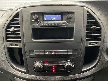 2023-Mercedes-Benz-Vito-116-22-CDI-Tourer-Pro-Auto_2