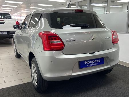 2023-Suzuki-Swift-12-GA_3