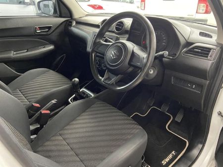2023-Suzuki-Swift-12-GA_6