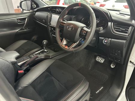 2026-Toyota-Fortuner-28GD-6-4x4-GR-S-Auto_6