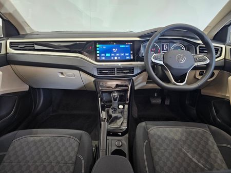 2026-Volkswagen-Polo-Sedan-10TSI-Life_6