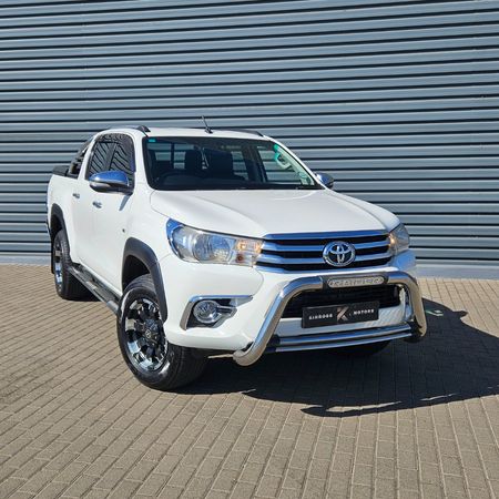 2016-Toyota-Hilux-40-V6-Raised-Body-Raider-Double-Cab-Auto_2