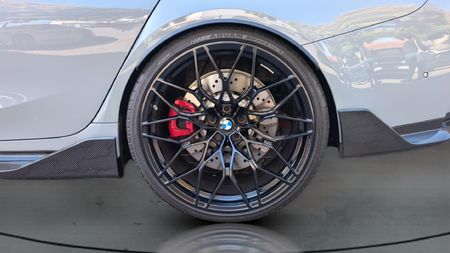 2024-BMW-M3-Competition-AWD_4