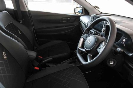 2026-Hyundai-i20-14-Premium-Auto_14
