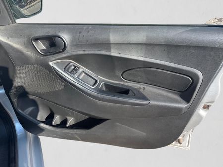 2020-Ford-Figo-15Ti-VCT-Ambiente-5-dr_14