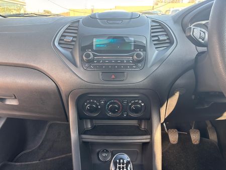 2020-Ford-Figo-15Ti-VCT-Ambiente-5-dr_19