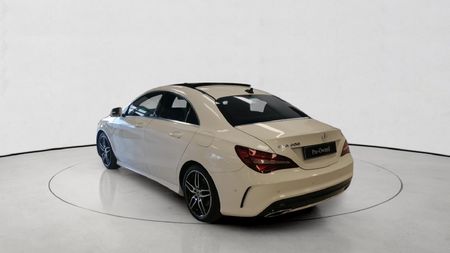 2018-Mercedes-Benz-CLA-200-Auto_9