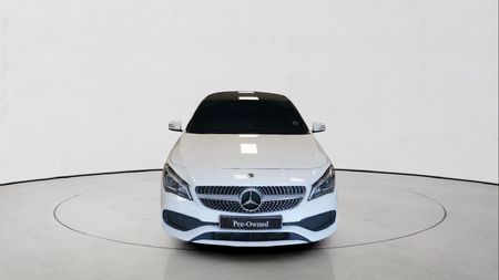 2018-Mercedes-Benz-CLA-200-Auto_1